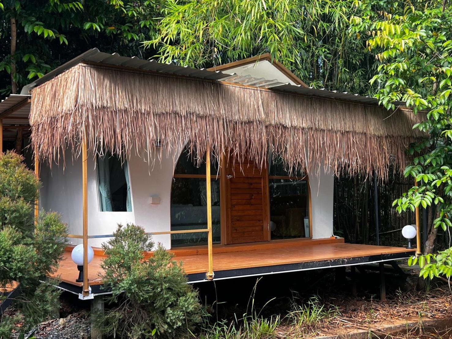 Baan Nai Baan Nok Resort Nakhon Nayok Exterior photo