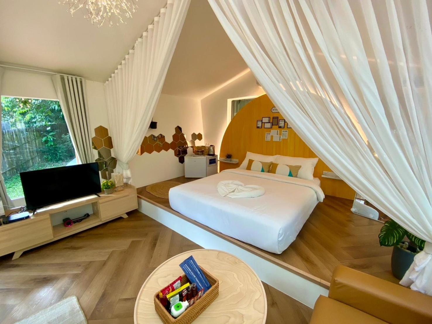 Baan Nai Baan Nok Resort Nakhon Nayok Exterior photo