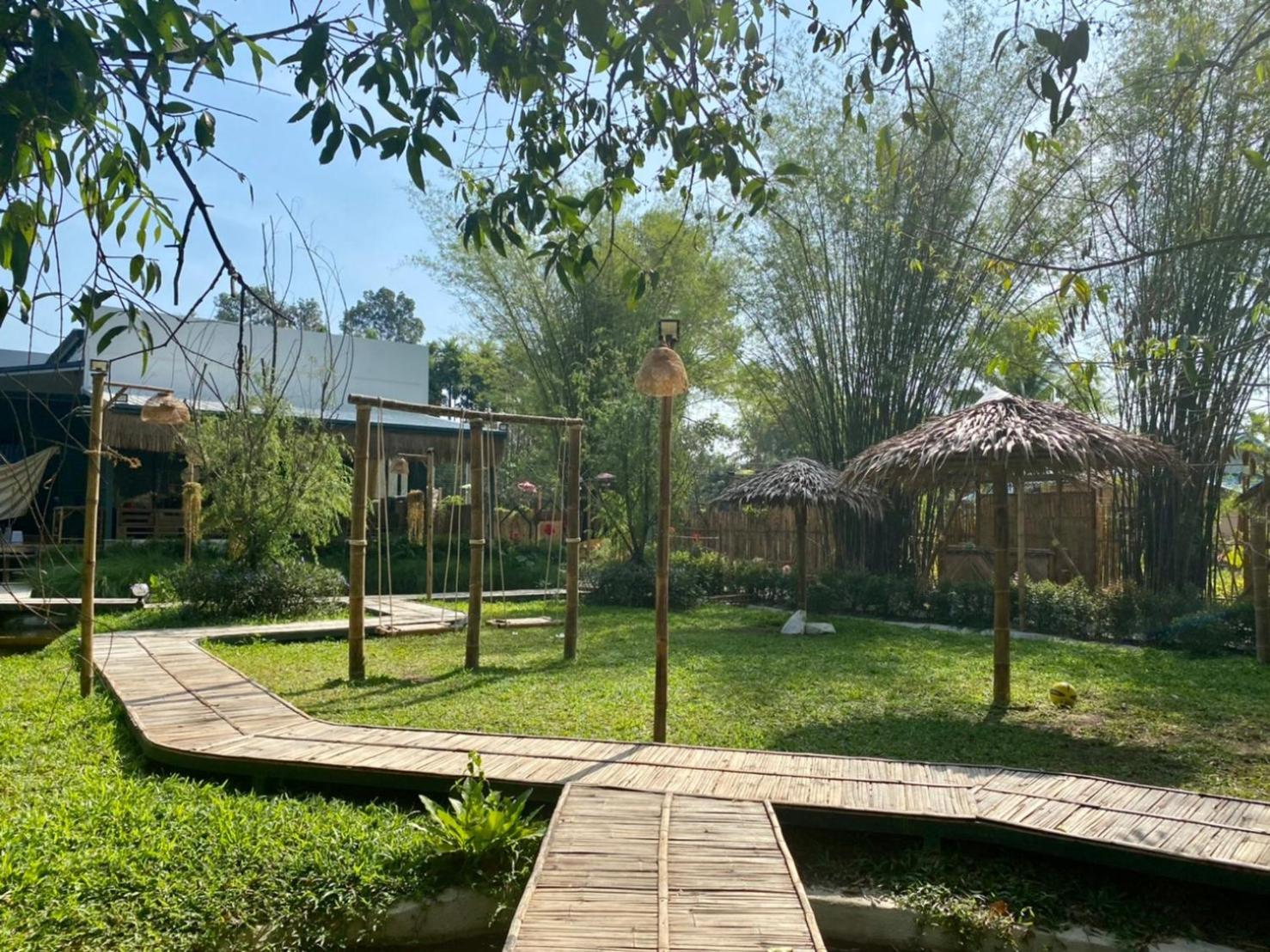 Baan Nai Baan Nok Resort Nakhon Nayok Exterior photo