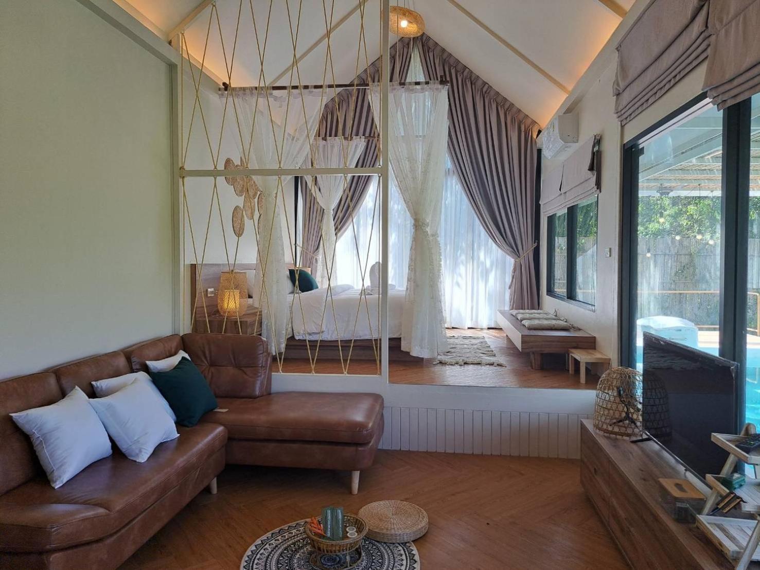 Baan Nai Baan Nok Resort Nakhon Nayok Exterior photo