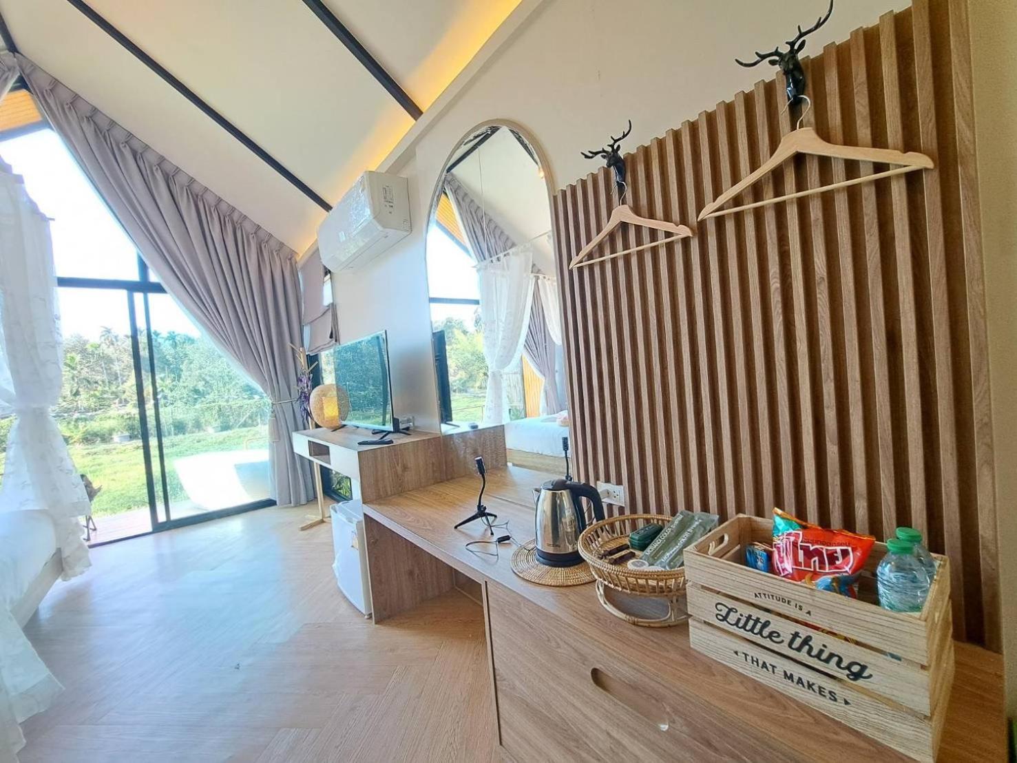 Baan Nai Baan Nok Resort Nakhon Nayok Exterior photo